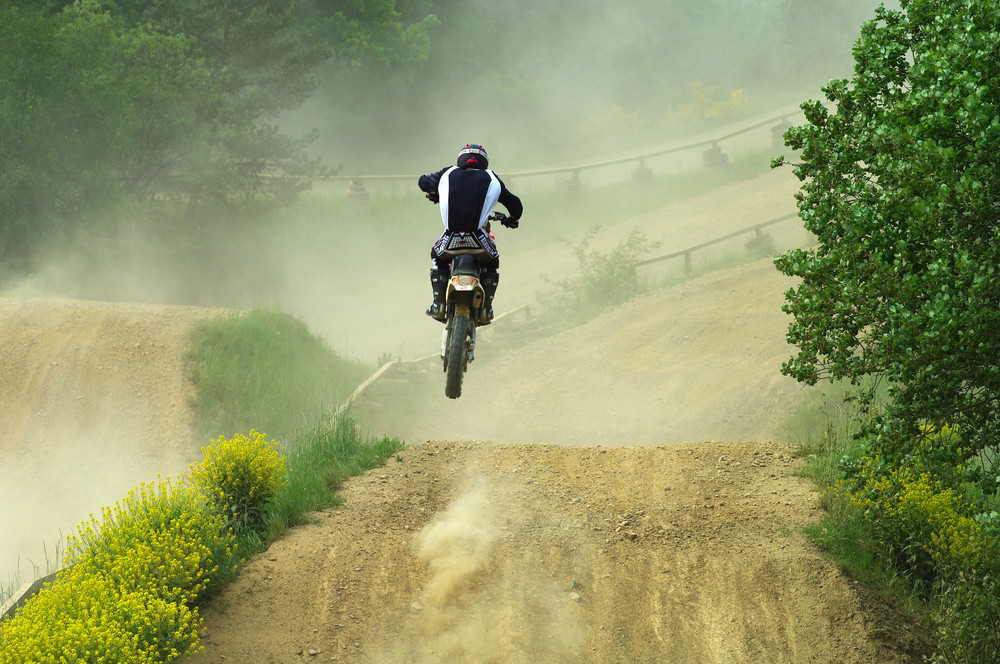 Samstag auf dem Moto-Cross Übungsplatz