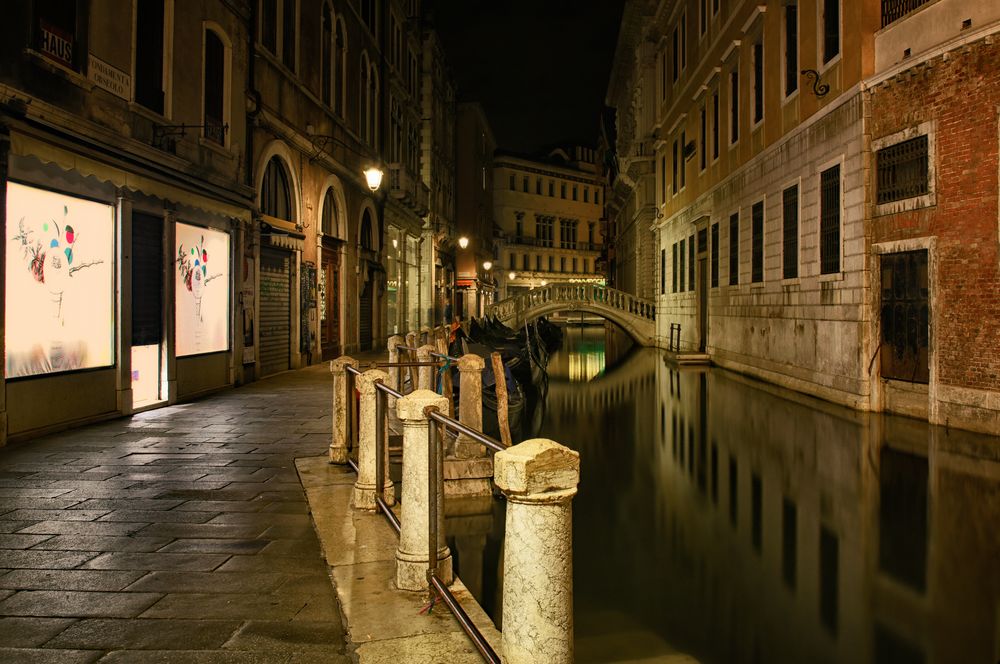 Samtige Nacht in Venedig 