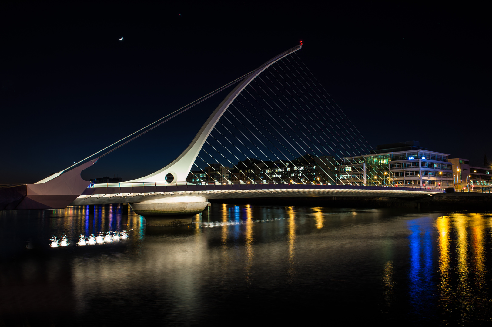 Samuel Beckett Bridge