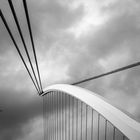 Samuell-Beckett-Bridge