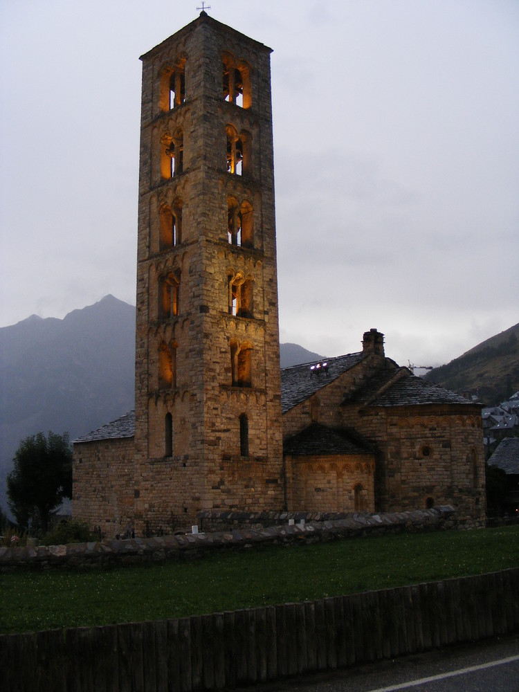 SAN CLEMENTE DE TAHULL