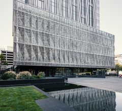 San Francisco - Fassadenspiegelung in Yerba Buena