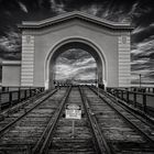 San Francisco Harbour Gate