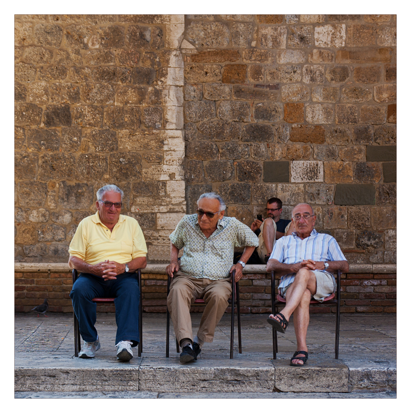 San Gimignano - Italian Streetlife