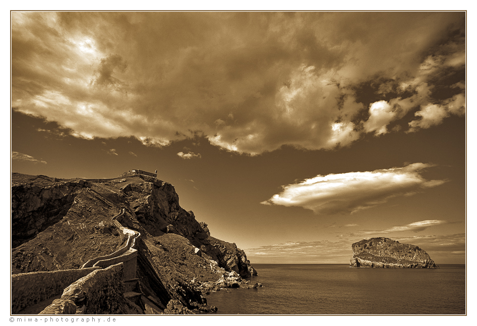 * San Juan de Gaztelugatxe II *