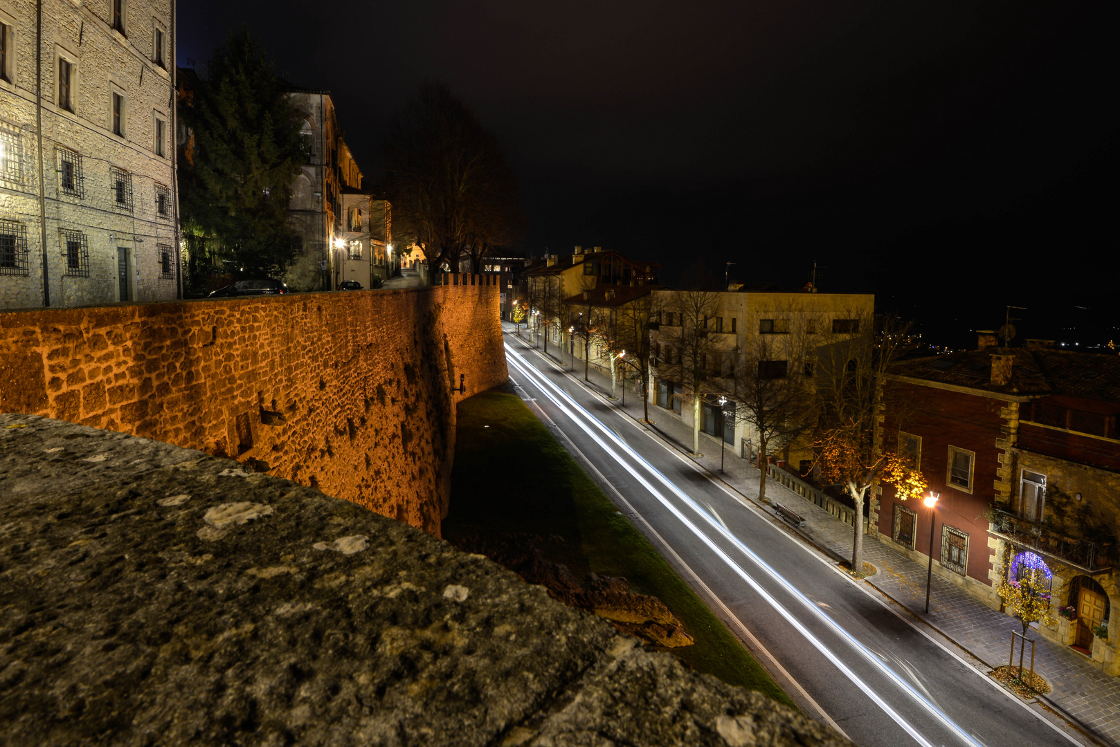 San Marino - Bei der Citta 1; Abendstimmung mit Leuchtspuren