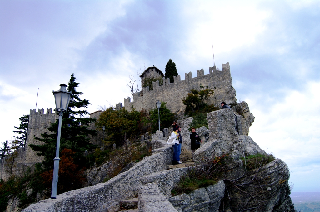 San marino tra terra e cielo.......come un sogno.