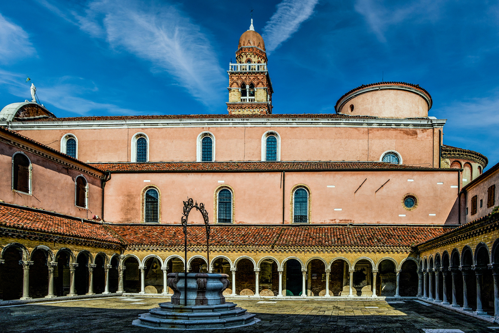 San Michele in Isola 01