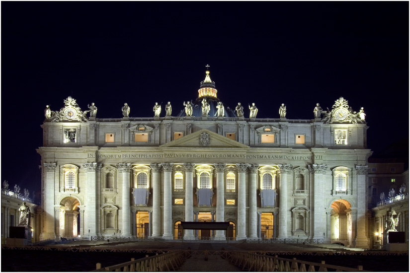 San Pietro di notte