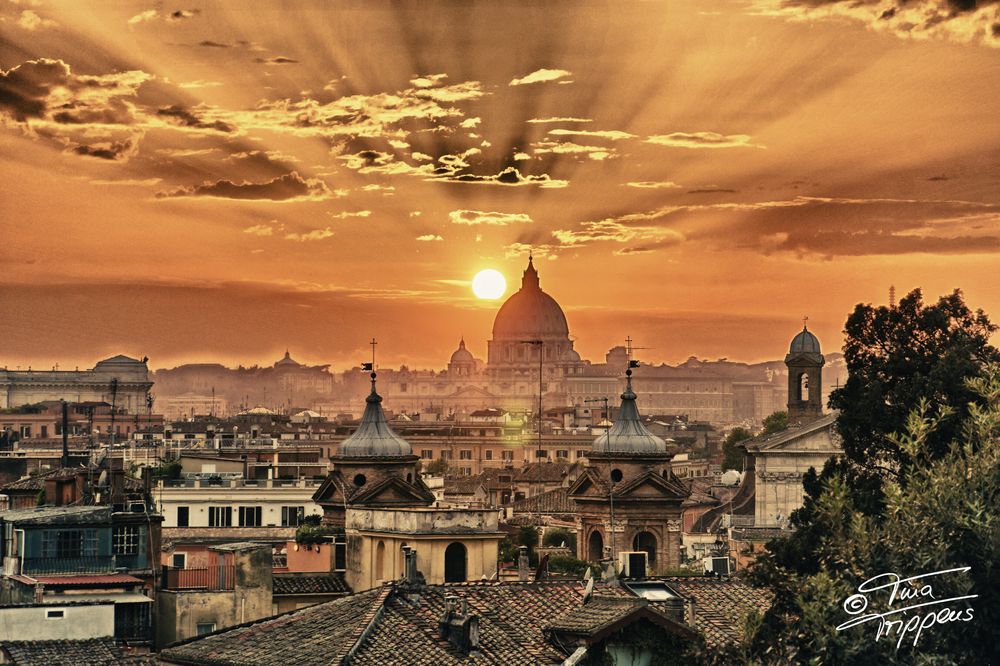 San Pietro im Sonnenuntergang