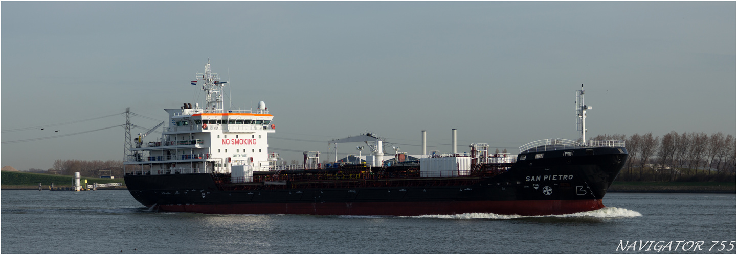   SAN PIETRO, Oel/Chemical Tanker, Rotterdam.