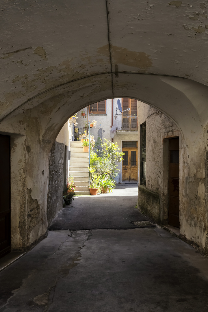 San Pietro, portico