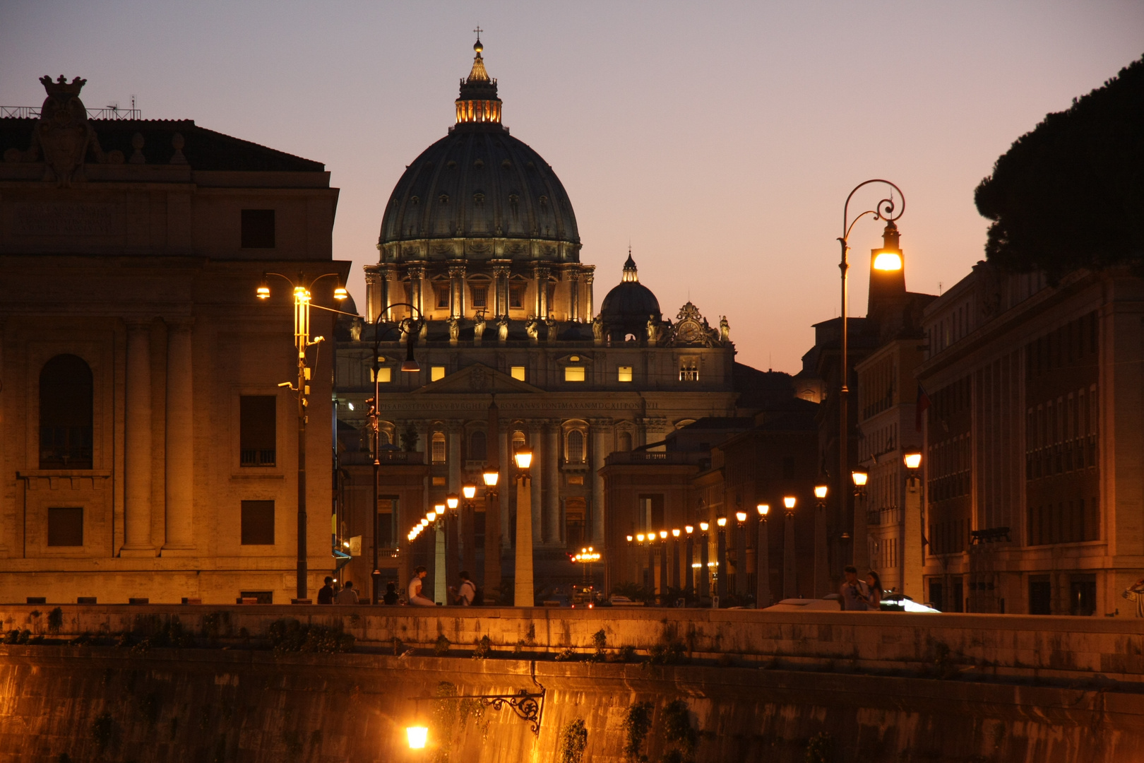 San Pietro - Roma by night