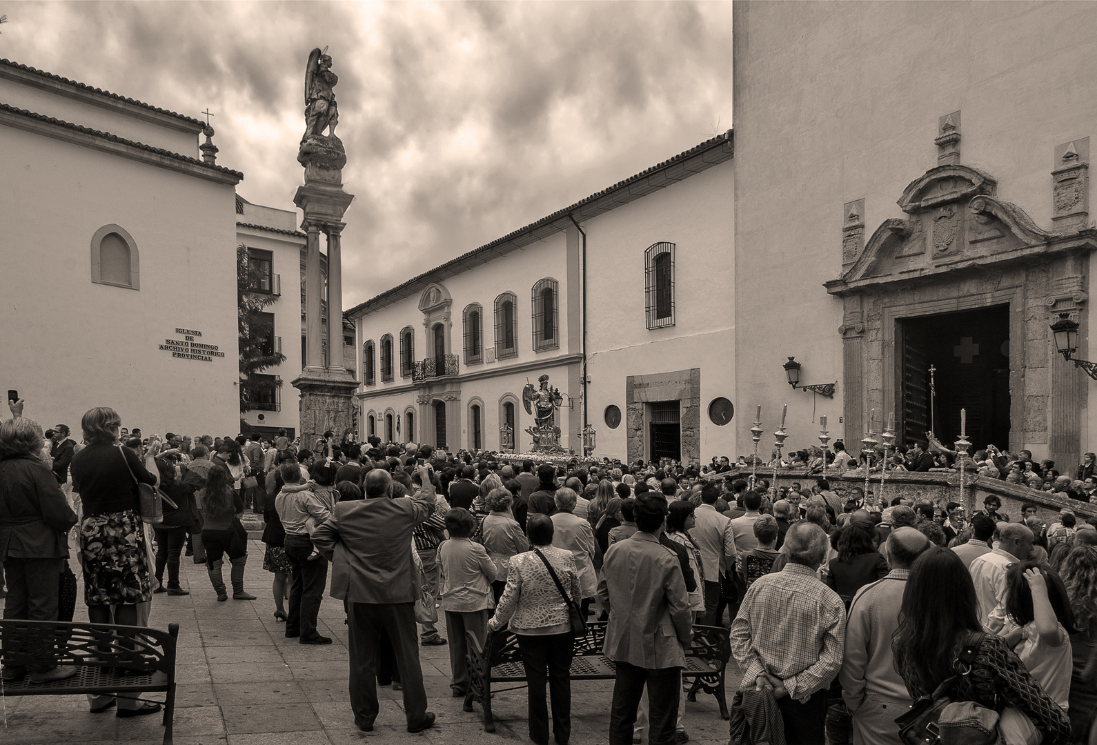 SAN RAFAEL CUSTODIO DE CÓRDOBA (Dedicada a mis amigos Rafael Gutierrez Bancalero...