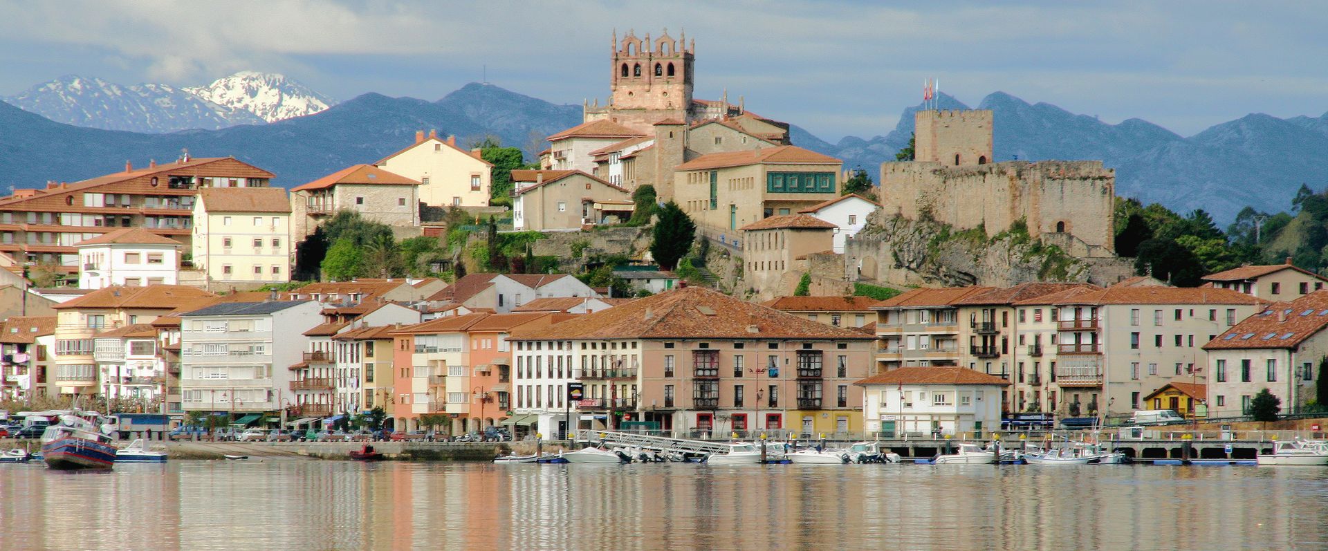 San Vicente de la Barquera, una ciudad en un marco privilegiado.