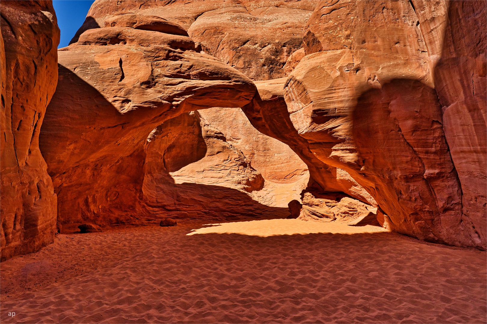 sand dune arch