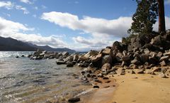 Sand harbor State Park am Nordostufer des Lake Tahoe...