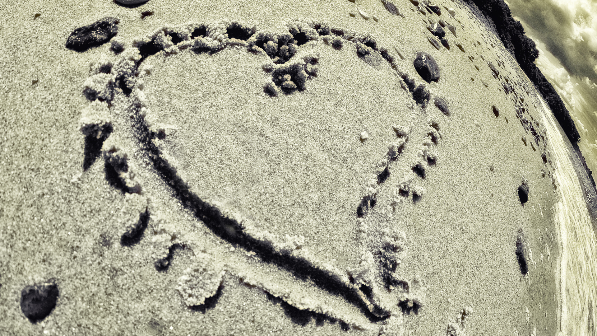 sand heart