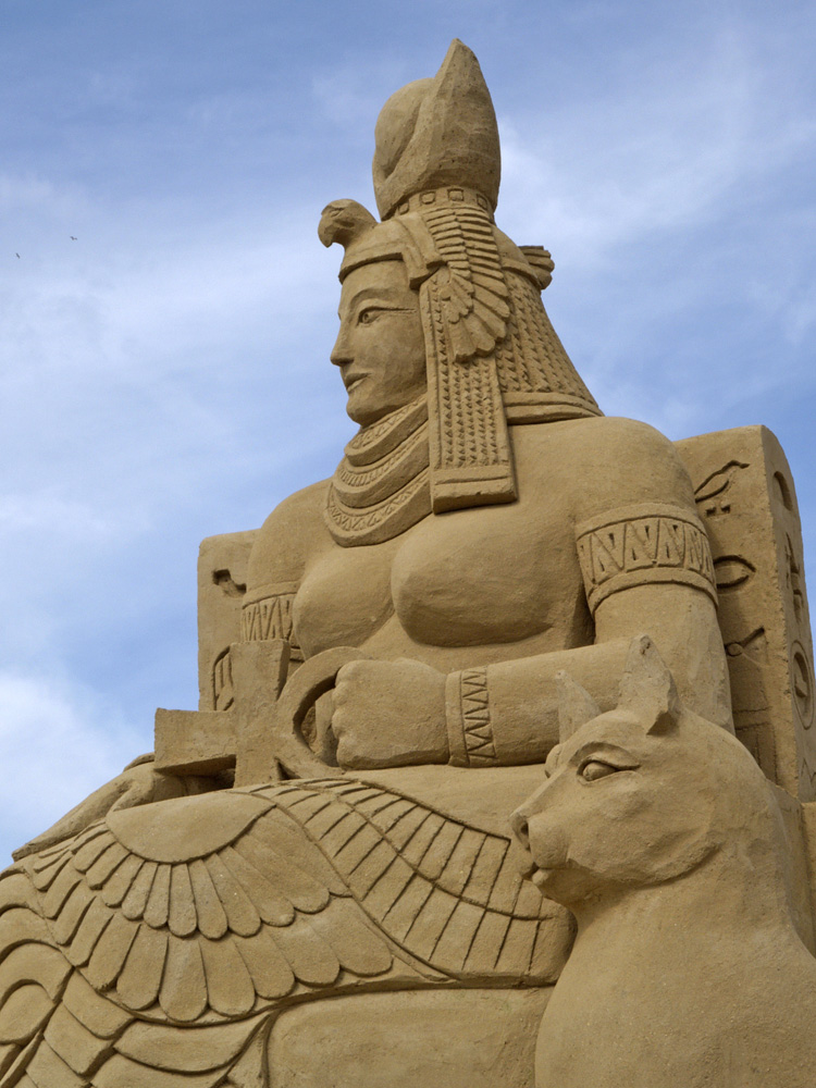 Sand Sculpture Egyptian figure, Brighton 2006