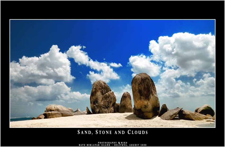 .:: Sand, Stone and Clouds II ::.