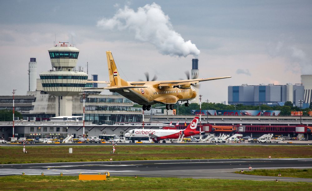 Sand-Tarnfarben in Tegel