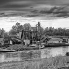 Sand- und Kiesabbau im Rhein