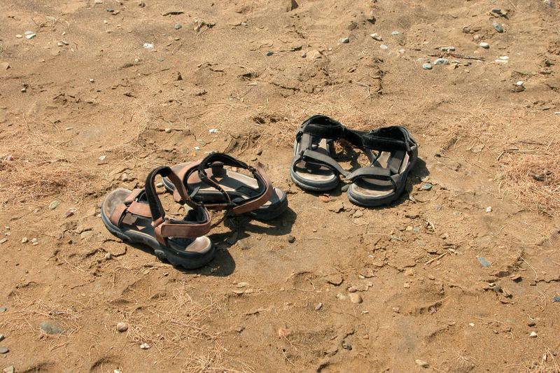 Sandales sur la plage