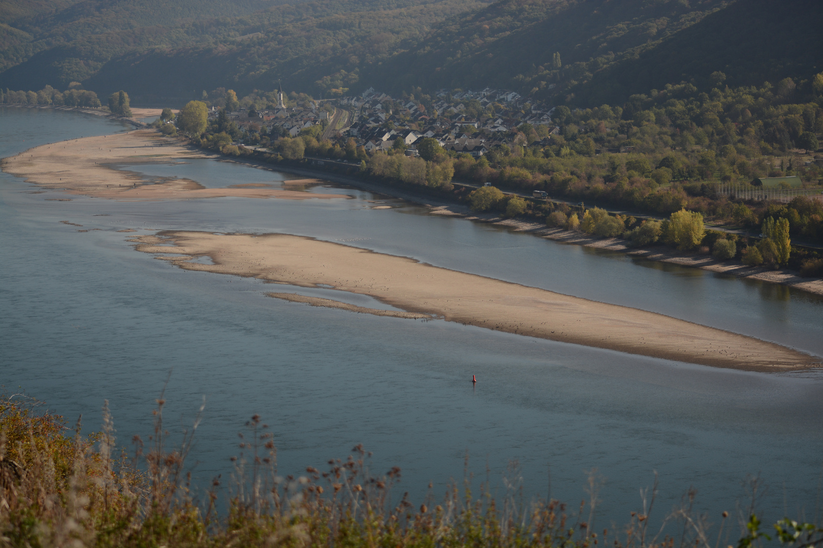 Sandbänke vor Osterspai / Rhein