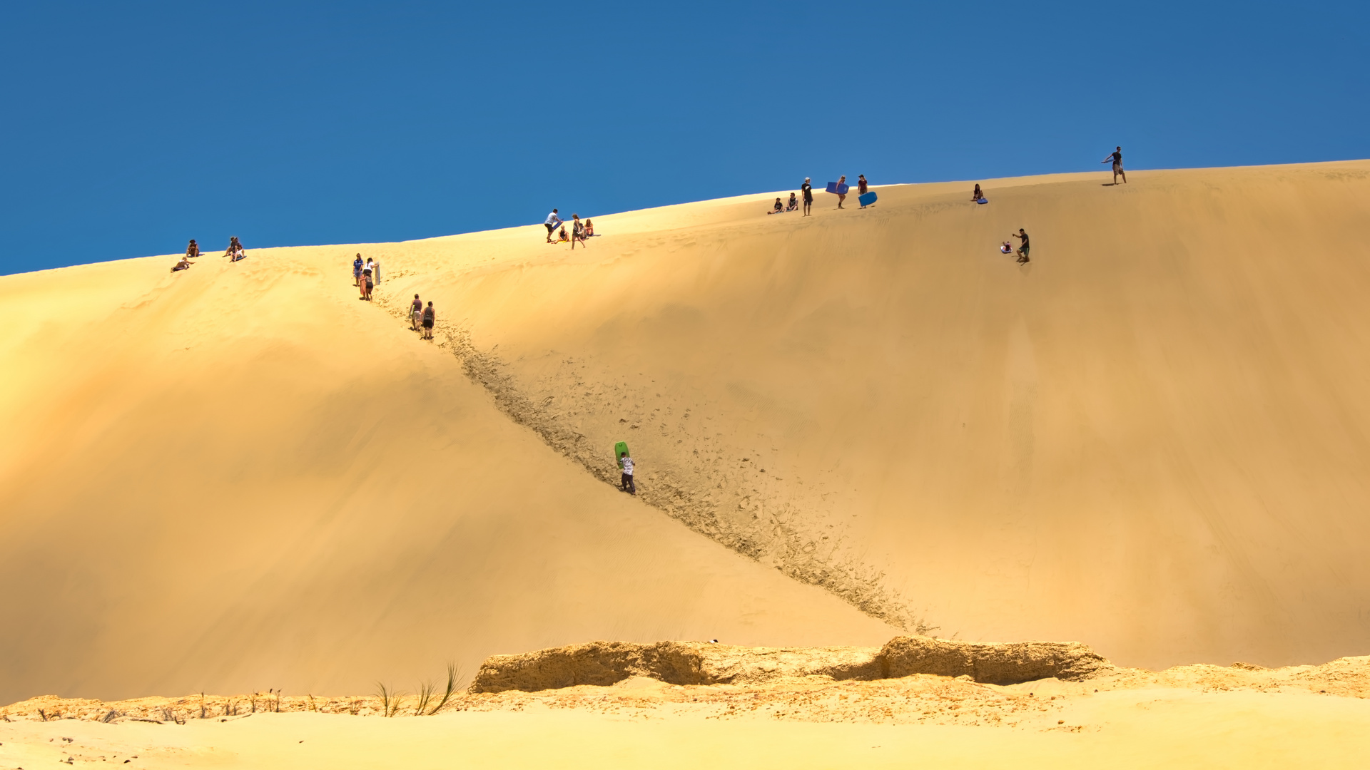 Sandboarding