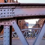 Sandbrücke mit Durchblick