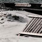 Sandfänger am Strand von Laboe 