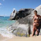 Sandra am bizarren Strand von Virgin Gorda