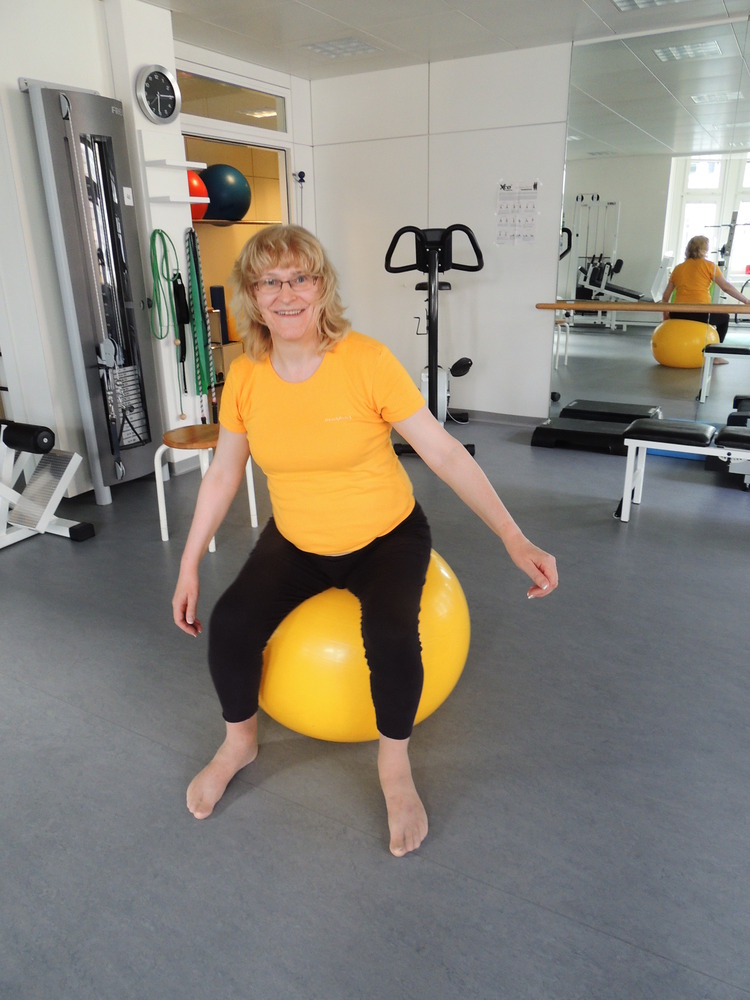 Sandra in der Physiotherapie - 3