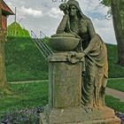 Sandstein-Skulptur im Schlosspark von Tönning