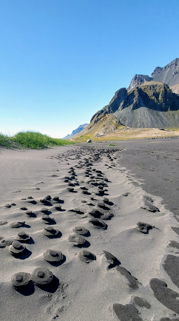 Sand...von Wind und Wasser bearbeitet