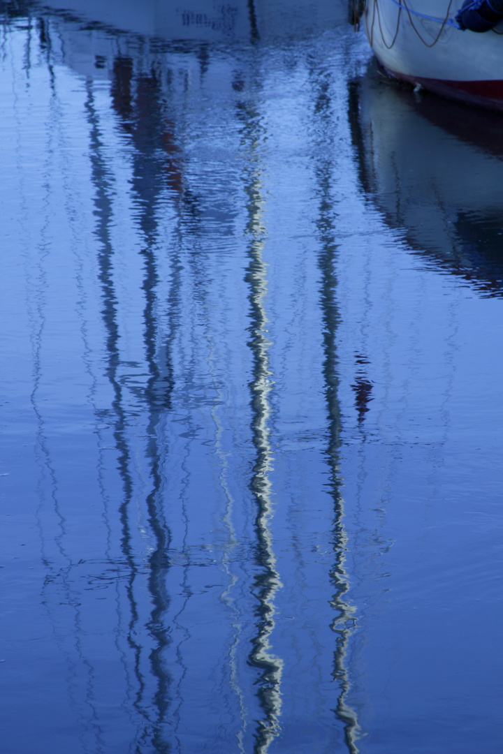 Sandwich Marina reflection