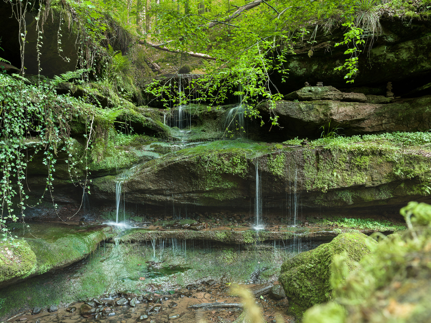 sanfte Wasser in der Hexenschlucht