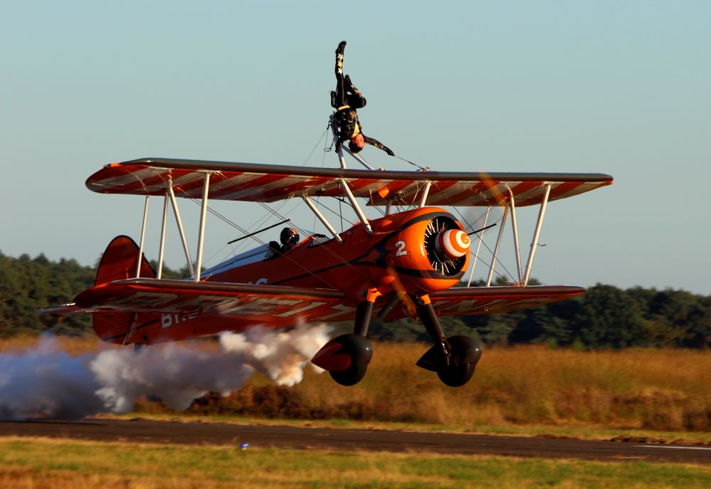 Sanicole sunset Airshow Part 7 Breitling Wingwalkers