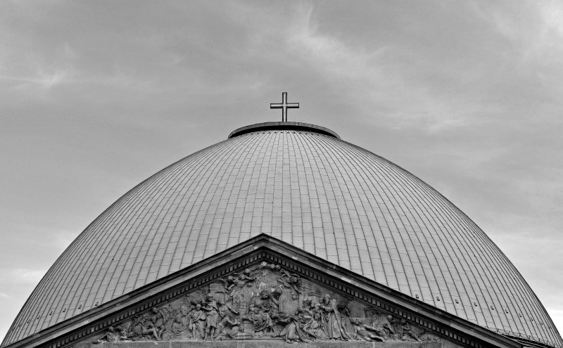 Sankt Hedwig Kahedrale, Bebelplatz