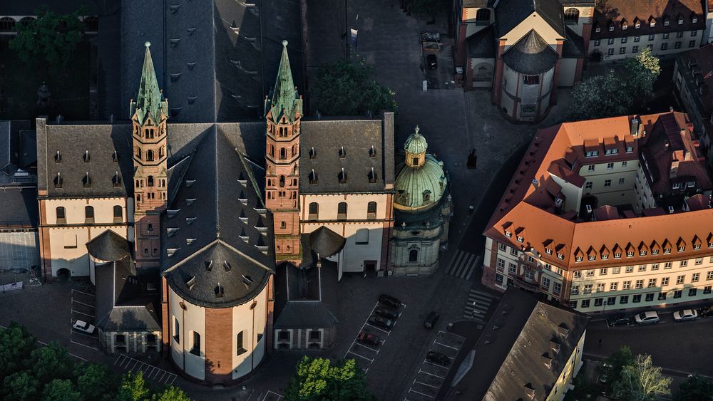 SANKT KILIANS-DOM ZU WÜRZBURG