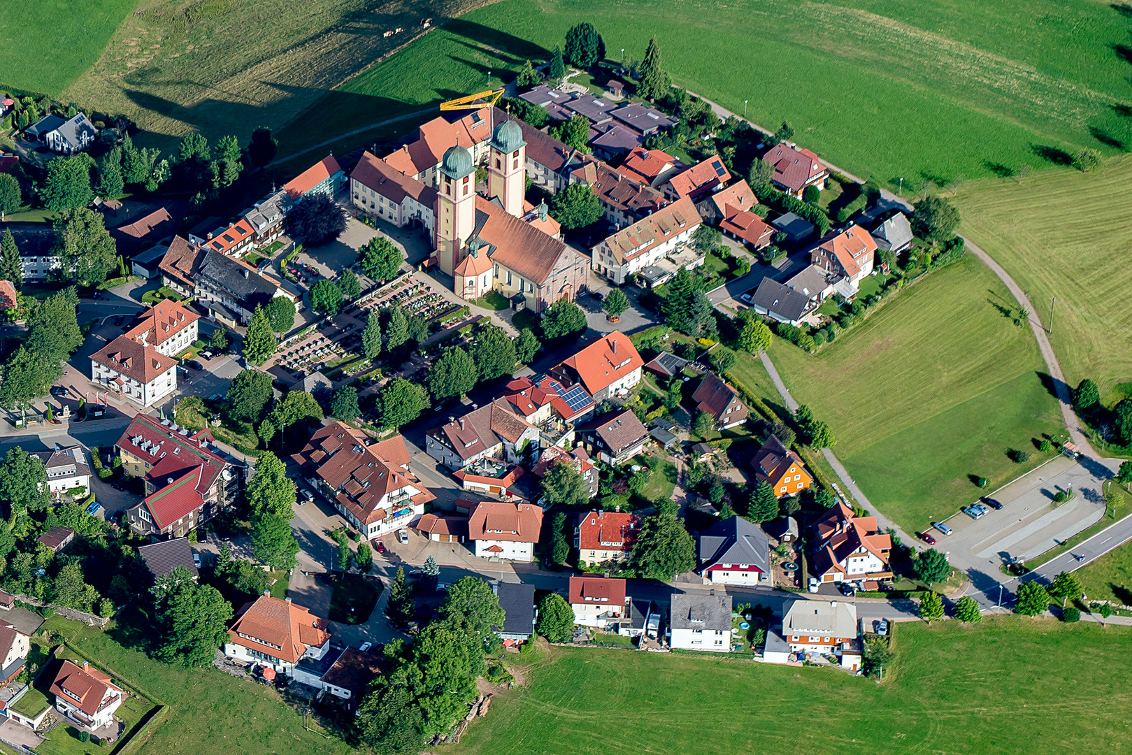 Sankt Märgen mit Klosteranlage im Schwarzwald 