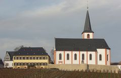  Sankt Peter und Paul Kirche in Hochheim