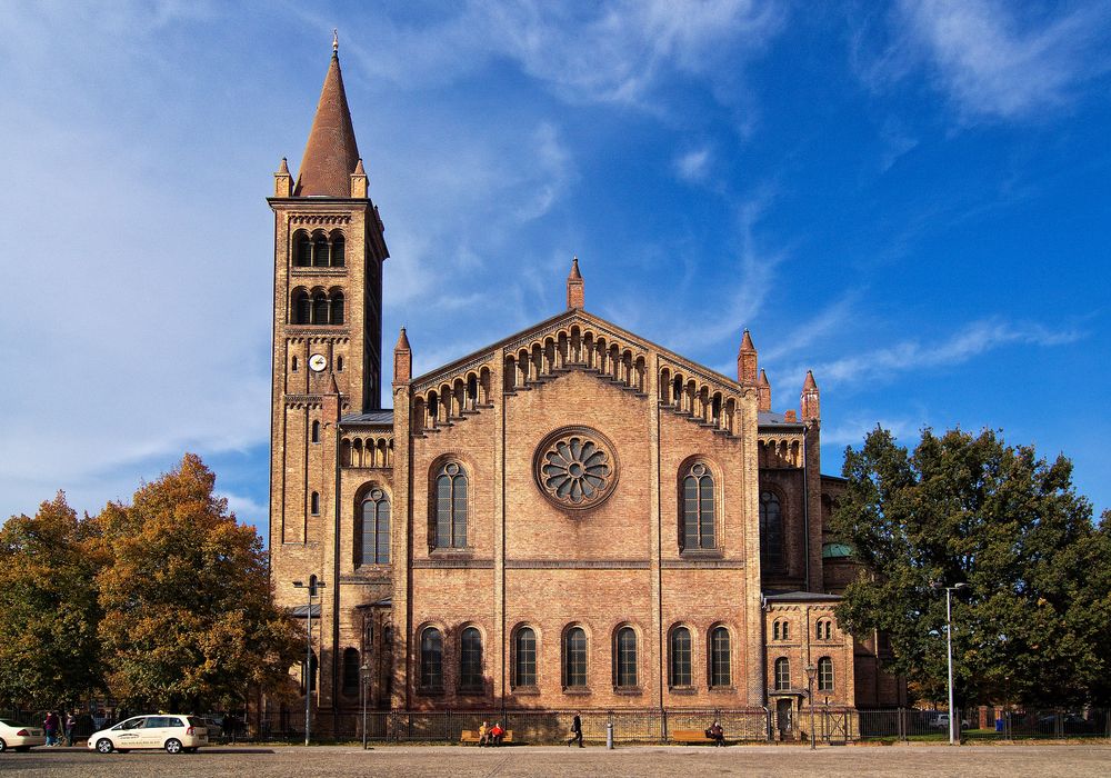 Sankt Peter und Paul Kirche in Potsdam 1