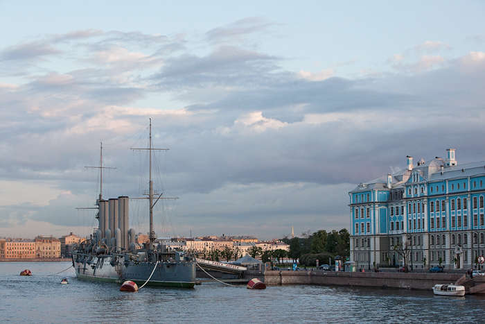 Sankt Petersburg. Weisse Naechte.