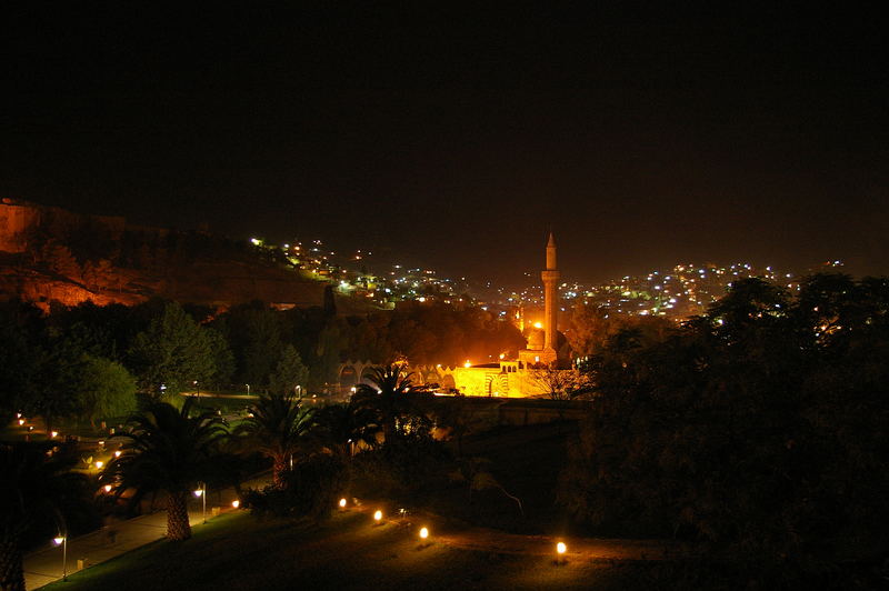 Sanli Urfa bei Nacht
