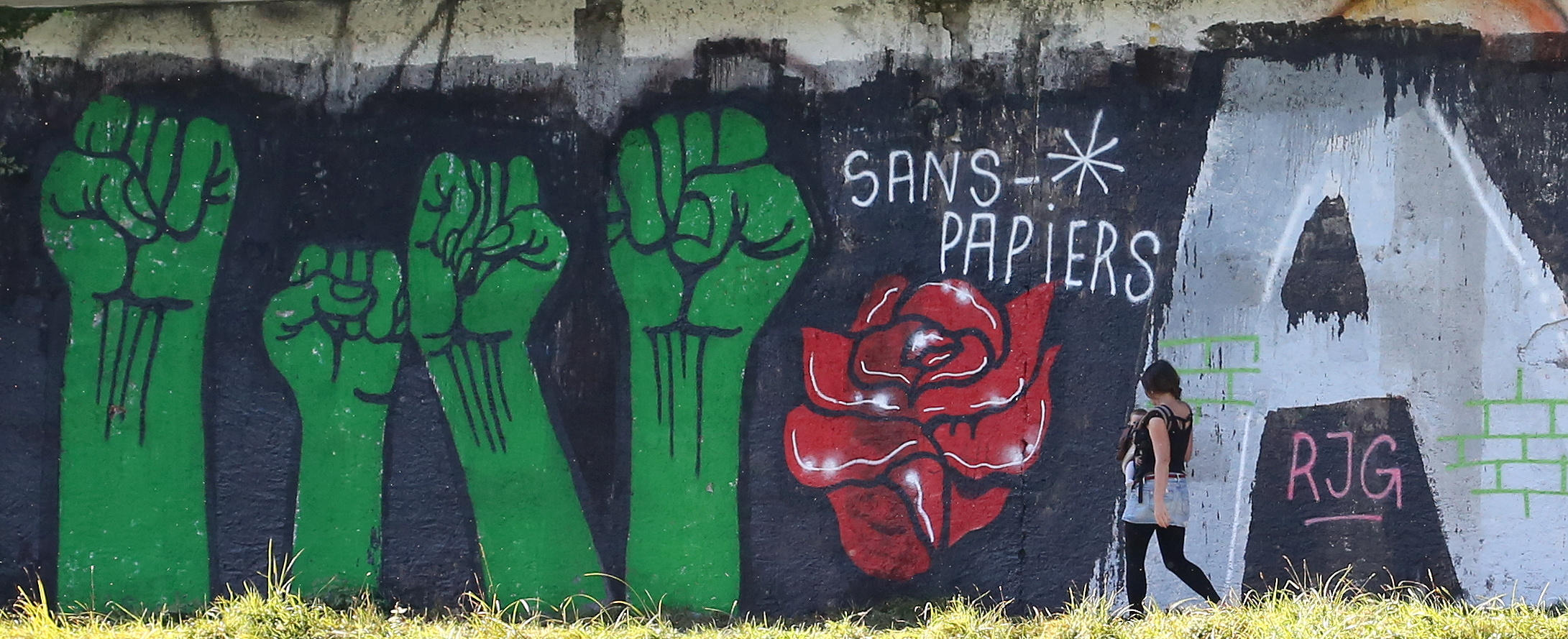 Sans-Papiers