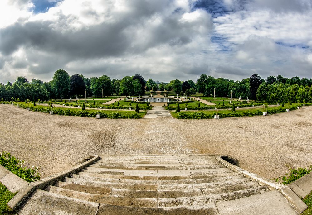 Sanssouci Garden View *
