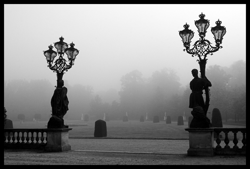 Sanssouci im Morgennebel