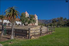 - Santa Barbara Church -