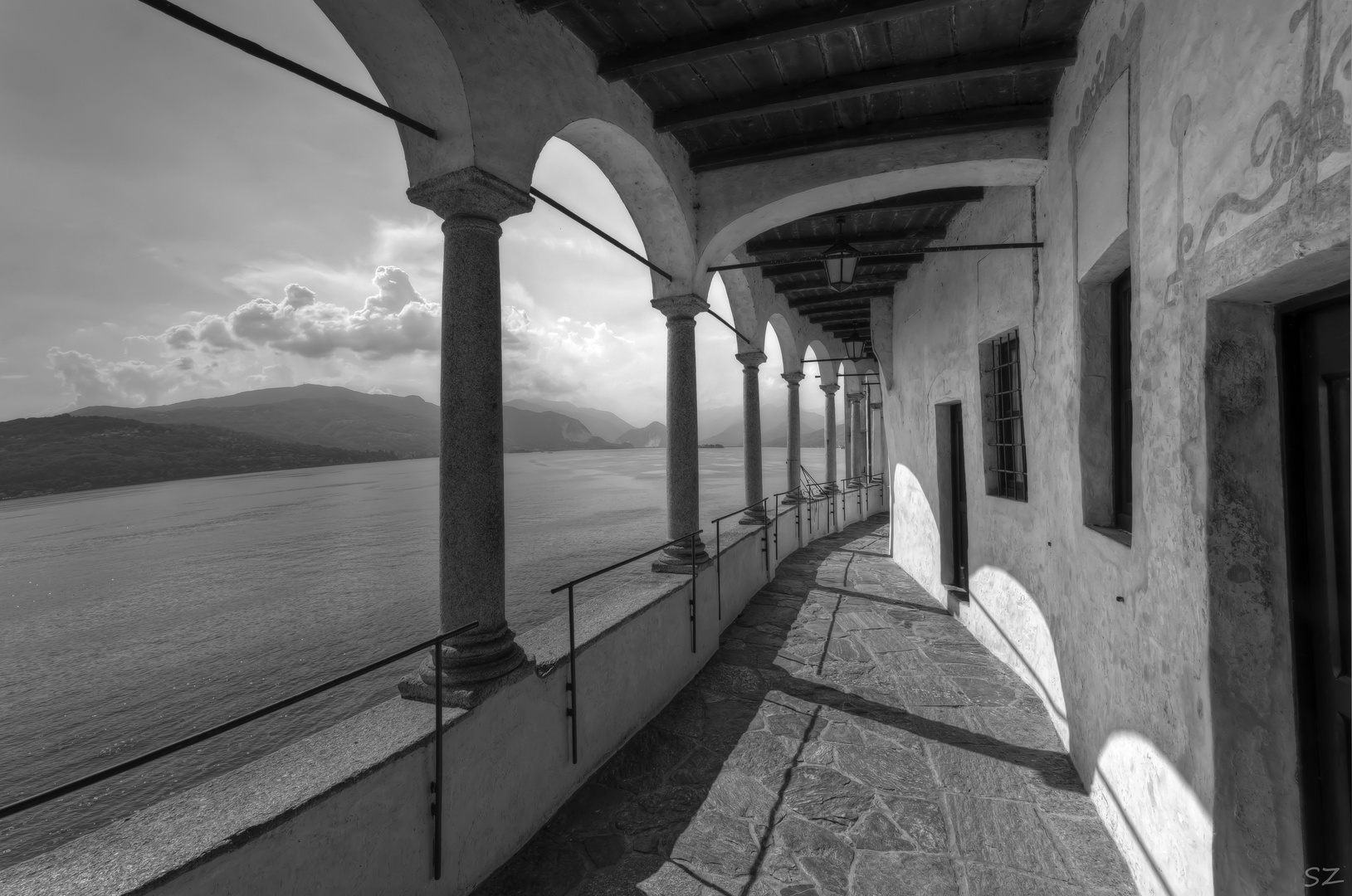 Santa Catarina del Sasso, Lago Maggiore